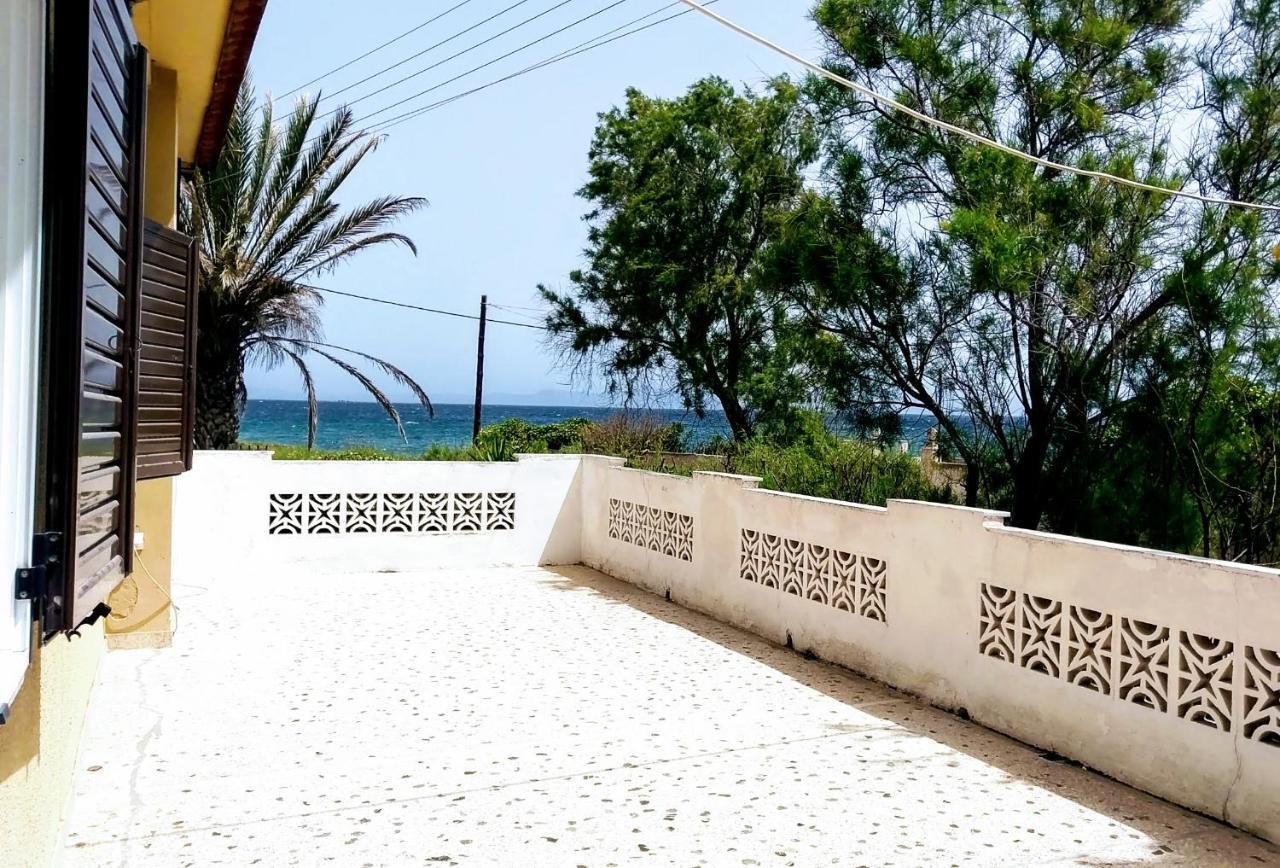 Summerhouse Peggy: Close To Athens Airport By The Sea Artemi Extérieur photo